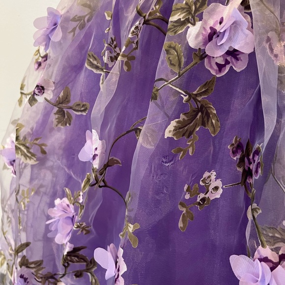 Elisse dance costume, purple floral dramatic tutu, size large child - Picture 6 of 10